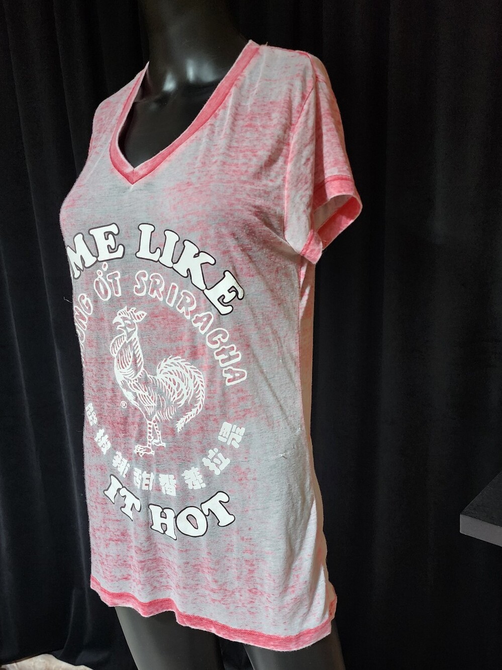 Sriracha Hot Chili Sauce Rooster Graphic Tee Pink Burnout Y2K Grunge XL - Picture 7 of 11